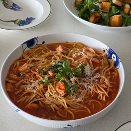 홈메이드 토마토 소스로 만든 해물 파스타
#토마토파스타 #온더테이블 #오늘장면한컷 #오늘의기록 #오늘의메뉴 #오늘의식탁 #집밥기록 #집밥일기 #집밥메뉴추천 #온더테이블 #플레이팅샷 #플레이팅샷 #먹기록 