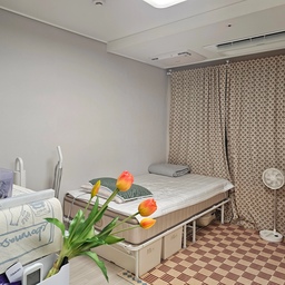 #집꾸미기 #원룸꾸미기 #원룸인테리어 #자취방꾸미기 #자취방인테리어 #오피스텔꾸미기 #오피스텔인테리어 #4평원룸 #작은집꾸미기 #작은방꾸미기 #방꾸미기 #홈스타일링 #홈인테리어 #인테리어기록 #집꾸미기기록 #공간꾸미기 #roomdecor #roominspo #smallroom #smallspace #homedecor #homeinspo #interiorinspo #cozyroom
