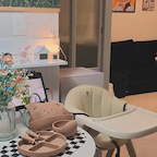 #인테리어노하우

아기가 생기고 바뀐 우리집 🏠
#에시앙 #하이체어 #아기식판 #이유식준비 완료🤎
식기덕에 가을가을한 #아기있는집 🤎

