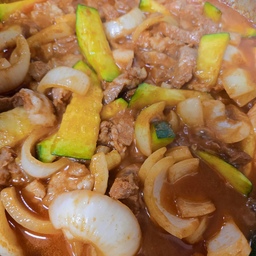양념갈비는 역시 못 참지🤤🔥 달콤짭짤한 양념이 쏙 밴 돼지고기를 노릇하게 구워 한입 먹으면 육즙 팡팡! 불향에 감칠맛까지 더해져 밥 한 공기 순삭하는 마성의 맛❤️
#돼지고기양념갈비 #양념갈비 #돼지갈비 #돼지고기 #고기먹방 #먹방스타그램 #먹스타그램 #오늘뭐먹지 #저녁메뉴추천 #집밥메뉴 #고기스타그램 #맛스타그램 #푸드스타그램 #먹팔 #맛있는음식
https://link.inpock.co.kr/oioi4390
https://influencers.coupang.com/s/oioi4390
#프로필링크많관부#신상#신상기록#선팔댓글후맞팔#꿀정보#가볼만한곳#기록하기#추천템 #추천해요 :D❤︎#귀여운것#맛집 #맛집추천👍
https://www.youtube.com/@dalove04
구독좋아요ㅡ부탁드립니다 🩷
#콘수프기록 #콘수프기록집 #콘수프필름 #콘수프챌린지 #오늘의기록 #오늘의식탁 #오늘의집 #오늘의기록챌린지 #호스트챌린지 #오늘의가든 #오늘장면한컷