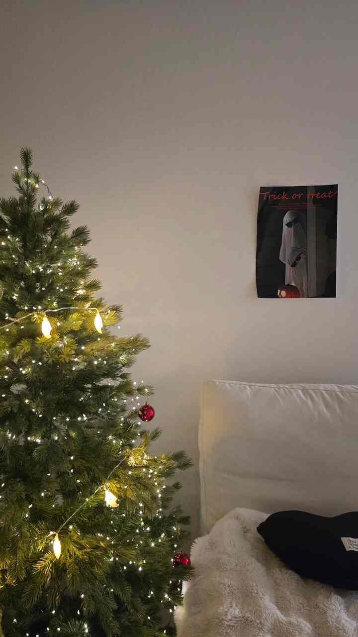 ᵗʳⁱᶜᵏ ᵒʳ ᵗʳᵉᵃᵗ 🎃👻

#halloween #poster #tree 
＃コンスープ記録集＃今日の私たちの家 