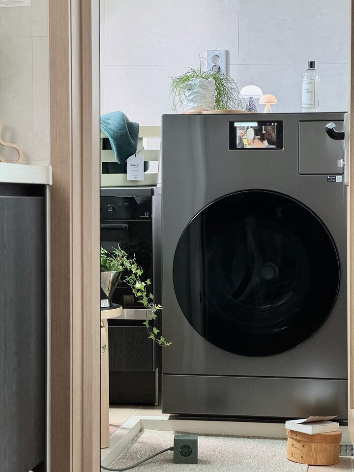 short form carousel card thumbnail