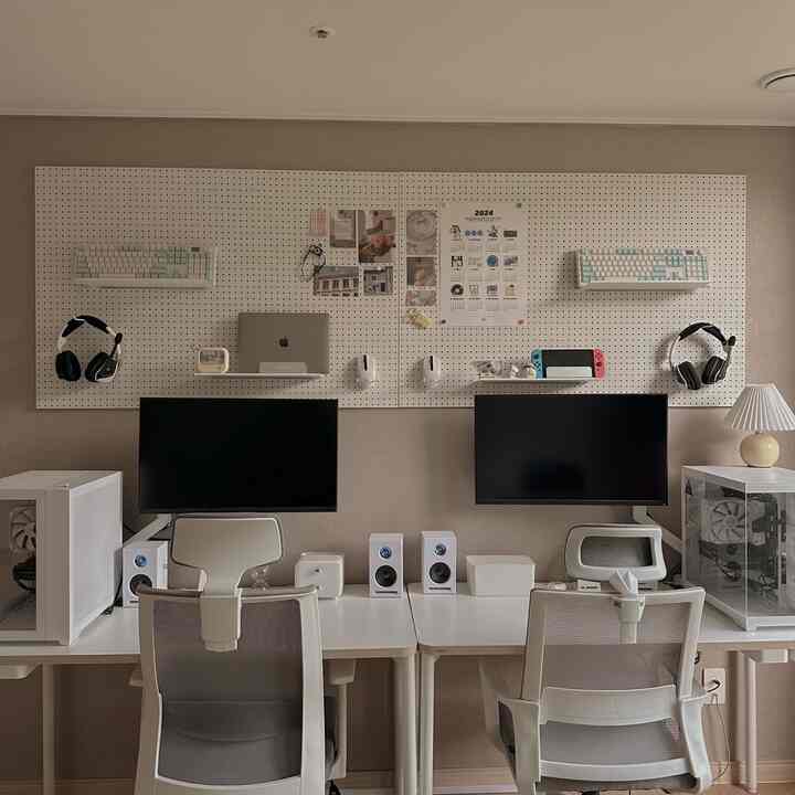  #아이래홈 #홈 #홈인테리어 #홈스타일링 #라이프스타일 #lifestyle #방꾸미기  #거실 #내집꾸미기 #랜선집들이 #홈데코 #오늘의집 #신혼집 #신혼집인테리어 #인테리어그램 #homedeco #cozy #맞팔 #주방 #작업실 #맞팔 #소통해요 #소통 #pc룸 #서재 