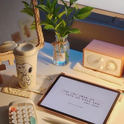 🦙나란파카 새벽감성으로 손글씨 쓰는 알팤카!✍🏻 #우리집포토존
저는 새벽 기상이 체질에 맞아서 밤에 일찍 잠에 들고 일찍 일어나는 편인데요, 요즘엔 한여름보단 해가 짧아져서 해가 뜨기 전에 일어날 때가 많아요🌙
사람들이 해를 받지 않을 때 센치해진다고 하죠🥹 해뜨기 전에만 느낄 수 있는 감성을 제 포토존인 책상에서 손글씨에 담아보았어요!
#오늘장면한컷 #오늘의가든 #루스커스 #맞팔 #알파카 #손글씨 #캘리그라피 #필사 #에픽하이 #하나뿐인내작품 #아이패드 #내돈내산 #내돈내산인생템 #데스크테리어 #서재인테리어 #예쁜템최고야 #나도크리에이터 #오늘의우리집 #오늘뭐하집 #집순이 #코스터 #시약병 #옐로우인테리어 #노랑인테리어 #버터색인테리어 #버터인테리어 #옐로우 #버터색 