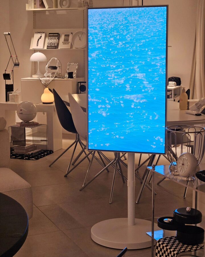 short form carousel card thumbnail