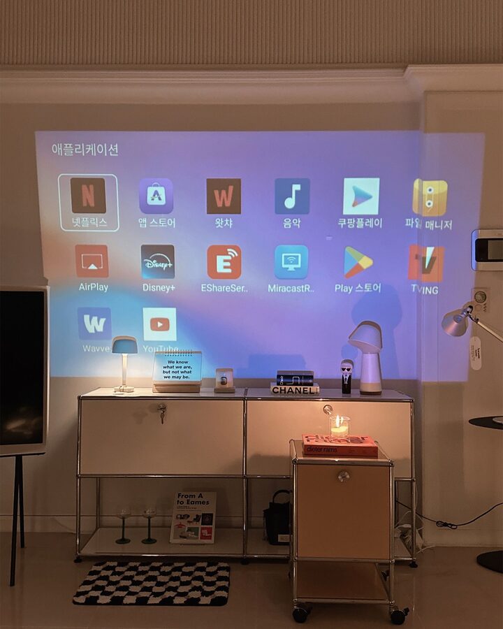 short form carousel card thumbnail