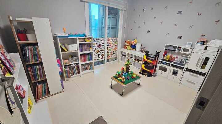 short form carousel card thumbnail