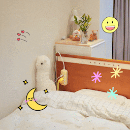 🦙나도 한다 #우리집잘산템빙고 1탄😆 #침실 편🛌🏻
저는 제 방을 침실 공간, 서재 공간, 베란다정원 공간으로 나눠 쓰고 있는데요, 올해 침실 공간에서 참 사길 잘했다는 아이템 세 개를 뽑는다면
💛씨엘 - 알파카 먼지없는 이불 (이불커버 + 베개커버)💛
💛스마트파워탭 -소프트 컬러탭 (크림 바닐라)💛
💛쏠리또 - 라탄 PP 수건 소품 바구니 (7호 + 코튼안감)💛
이렇게 세 개를 뽑겠어요😍 세 아이템 전부 오늘의집에서 #내돈내산 으로 구매한 아이템들이네요😲
#맞팔 #오늘의가든 #침실인테리어 #이불커버 #베개커버 #이불 #이불세트 #알파카 #인형 #멀티탭 #라탄 #수납함 #바구니 #바스켓 #라탄바스켓 #버터인테리어 #세상모든귀여움 #옐로우인테리어 #노랑인테리어 #버터색인테리어 #버터인테리어 #옐로우 #버터색 #노란색 #집들이선물추천 #꼼꼼리뷰어선발대회 #오늘의집에서샀어 
