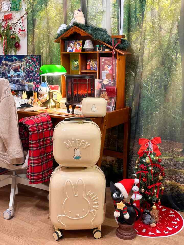 #오감리뷰 プログラムを通じて製品を提供され、直接使用してスタイリングした後期です。

ミニキャリアが必要な場合は注意してください❤
アダムで可愛いのに実用的な商品！紹介します:)
🐰スイーツ機内用3種セットスーツケースキャリア🐰

#miffy #미피캐리어 #캐리어세트 #기내용캐리어 #여행캐리어