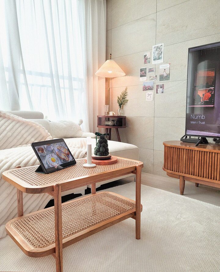 short form carousel card thumbnail