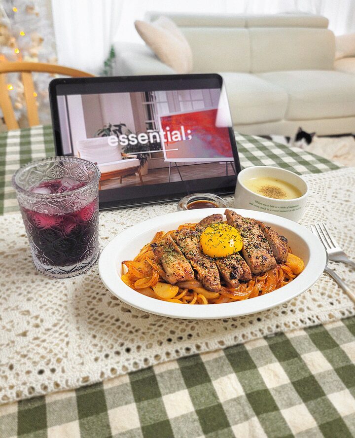 short form carousel card thumbnail