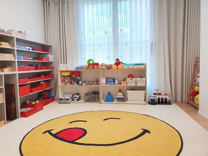 short form carousel card thumbnail