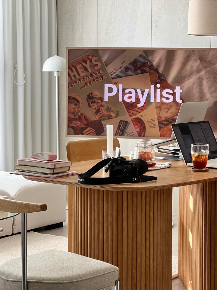 short form carousel card thumbnail