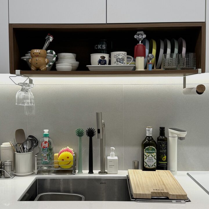 short form carousel card thumbnail