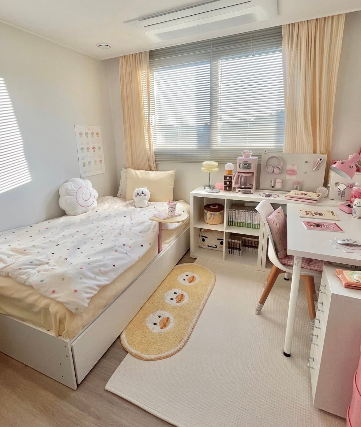 ❍家具工房の天板┃❶ラオス松とオリジナルボーダーツキ板／円形木材　天板のみ無塗装 机・テーブル ❍家具工房の天板┃➀ラオス松とオリジナルボーダーツキ