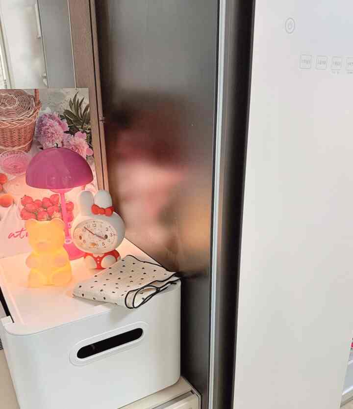 #私の家5
Q3.私の家のスマートな家電の友人は？
#私の家

✔️四季の生活の質が上がるLGスタイラーをお勧めします。

- 口臭と臭い、ほこり除去に優れています。
殺菌、乾燥までしてくれるスマートな衣類管理機です。
- 1分間に最大350回ムービングハンガー
- アロマシートで香りを追加

毎日洗うのが難しい服をスタイラーに入れるだけで
新しい服を着た感じで着ることができてよかったです。
子供たちのパディング毎日着てみるとねじれ、
夫の飲み会があったり、時も使われています。😍


＃私たちの家5ドア5回答＃スマートテム＃スタイラー＃LGスタイラー＃オブジェスタイラー＃ドレスルーム
＃服の管理＃クマの照明＃照明＃家の装飾＃家の装飾品 

