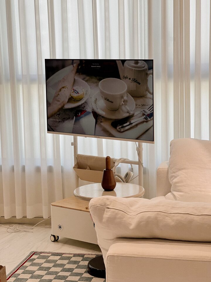 short form carousel card thumbnail