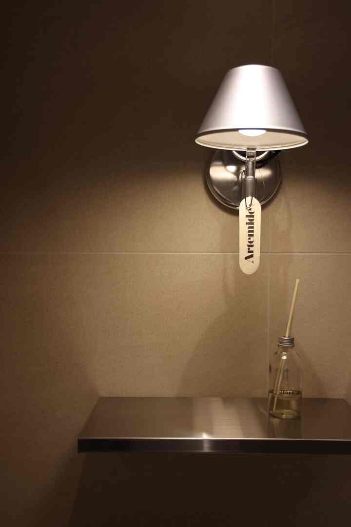 リビングルームのトイレの美しさ。
やはり照明が尽きる
#artemide 