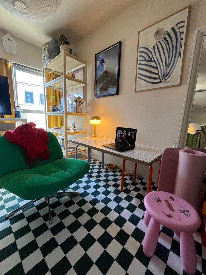 short form carousel card thumbnail