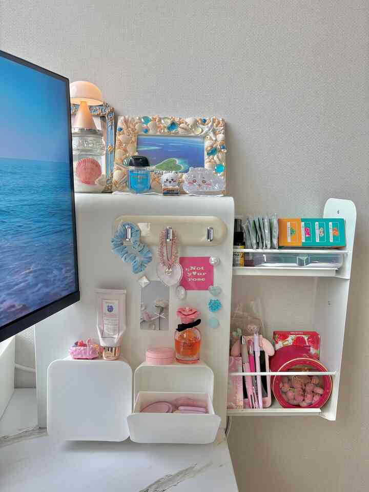 壁掛け コートラック 3連を使ったコーディネート 2