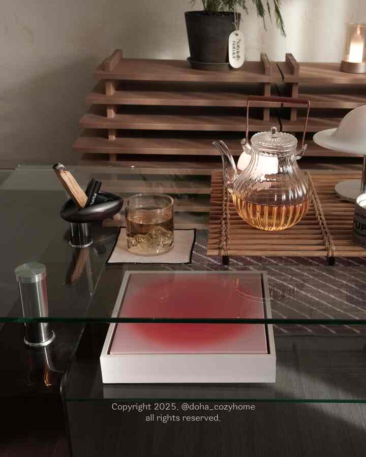 ＃今日の私の家火曜日の一日は短く、時間は狂ったように速く、私はまた運転台をつかみます… ⏱️

（3時下院…信じられない…🫠）

低体力なので30分昼寝でも寝る
人口実をするのに… 😴💤
その30分でさえも残念です。

体力も手に入れて、やることもやる気にさせてくれる方々
共有が緊急です… 🚨
•
•
•
•
•
＃日常記録＃生きている日記＃cozyhome＃momlife＃dailyvibes
#afternoontea #ホームカフェ #homecafe #interiordesign
#おうち時間 #日常 #韓国インテリア #生活を楽しむ
#koreahome #homedecor #slowafternoon #コンスープ記録 #コンスープチャレンジ