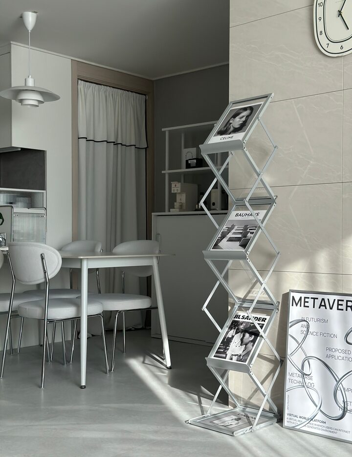 short form carousel card thumbnail