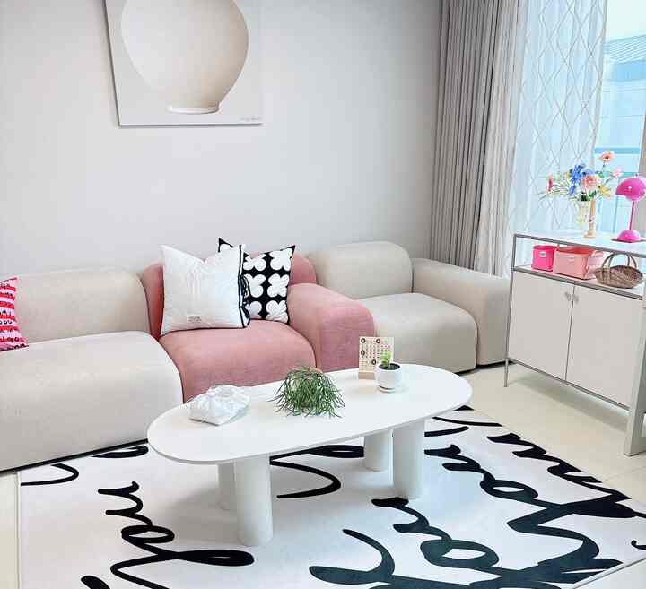 ＃かわいいテム最高です＃コンスープ記録 

私の家の美しい額縁月壺！
豊かさと福と富の運を上昇させるという月壺額縁です。
実物見てとても満足な色感も、デザインもとてもきれい〜 
寝室、玄関リビングに一歩歩いておくのが好きです。🤩🩵


＃小さな家＃小さな家の装飾＃小さな家のリビングルーム＃月の瓶＃月の瓶の写真＃月の瓶のフレーム＃インテリアのフレーム＃アルス＃リビングテーブル＃リビングルームの収納＃リビングルームの収納＃花瓶＃ジャクソンカメレオン＃ジャクソンカメレオンソファ＃クッション＃花瓶＃コミュニケーション＃ 