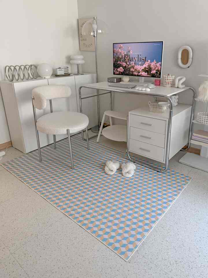 もっときれいな作業室を目に一度😍
もっと入れて出発します（本当のホールですか？）

作業室がもっと明るくなってきれいになりましたか？💛🩵
ボウエル四季の短母ウォッシャーブラッグのおかげです。
サイズも私の席にぴったり！そうですか？🙌🏻
かわいいキューブタイルデザインのミントとイエローの調和
空間をもっと華やかで綺麗にしてくれると思います🫶🏻

ラグを敷いて机の前に座って脚 
降る瞬間4mmのミンク極細糸生地へ
ふわふわはもちろん足に触れるボードルボードル
感じがとても良いですよ☺️

ダンモラグラチェアや家具に押される心配はありません。
掃除や石で簡単に掃除できます。
管理も便利です〜🧹

デジタルプリント（DTP）方式で製作された
奥まで鮮やかなカラー感とヴィンテージカラーが
ホワイトインテリア西在室
もっと輝かせてくれると思います～✨

ツイート 
＃ボウェルコリア＃ボウェル＃BWTZ四季折りモラグカーペット 
＃ビンテージタイル＃ビンテージタイルラグ＃四季ラグおすすめ
#春ラグ #夏ラグ #秋ラグ #冬ラグ #lug
#homestyling #selfinterior #vintagestyle #家を飾る
＃デスクテリア＃デスクテリアアイテム＃デスクを飾る 
＃デスクを飾る＃作業室のインテリア
＃作業室を飾る＃書籍を飾る＃デスクセットアップ＃デスク
＃デスクテリアアクセサリー＃デスクテリアファミリー＃今日の家
＃メイド＃今日のガーデンチャレンジ 