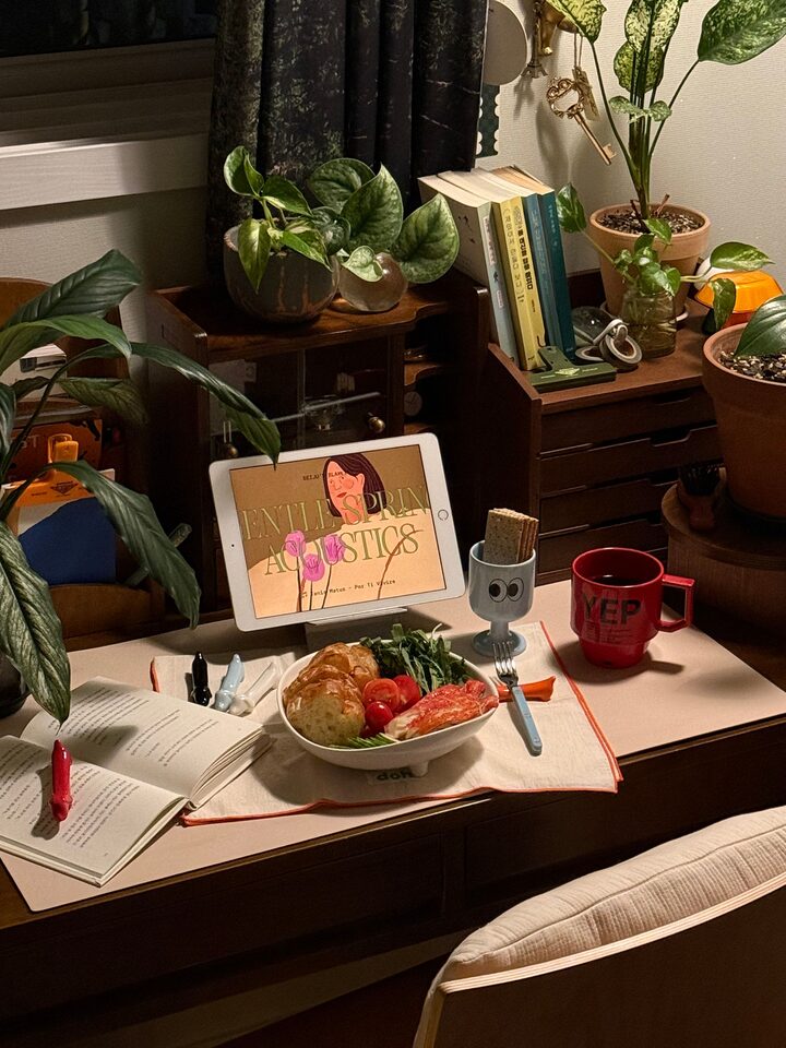 short form carousel card thumbnail