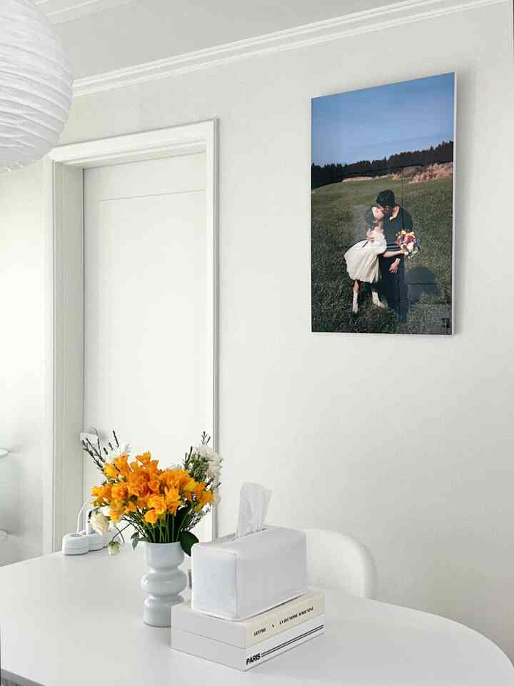 Saya sibuk beberapa hari ini! Sampai kemarin, saya masih di Daegu, tapi saya bertemu dengan mertua saya untuk pertama kalinya setelah sekian lama, mengobrol banyak hal, dan bersenang-senang •• Saya ingin menghabiskan waktu sebanyak mungkin, jadi saya tinggal di Daegu sampai larut malam dan tiba di rumah saat fajar! Lalu, ketika aku membuka mataku hari ini, sudah jam 3 sore ••？ Aku terkejut dan kembali melanjutkan rutinitas harianku.. Semuanya, semoga harimu menyenangkan hari ini - 💗
.
.
#DekorasiRumah #인테리어 #셀프인테리어 #interior #homedeco #화이트인테리어 #신혼집인테리어 #신혼부부일상 #거실인테리어 #cozyroom #cozyroominterior #roominterior #홈데코 #민두홈 #우리집인테리어기록