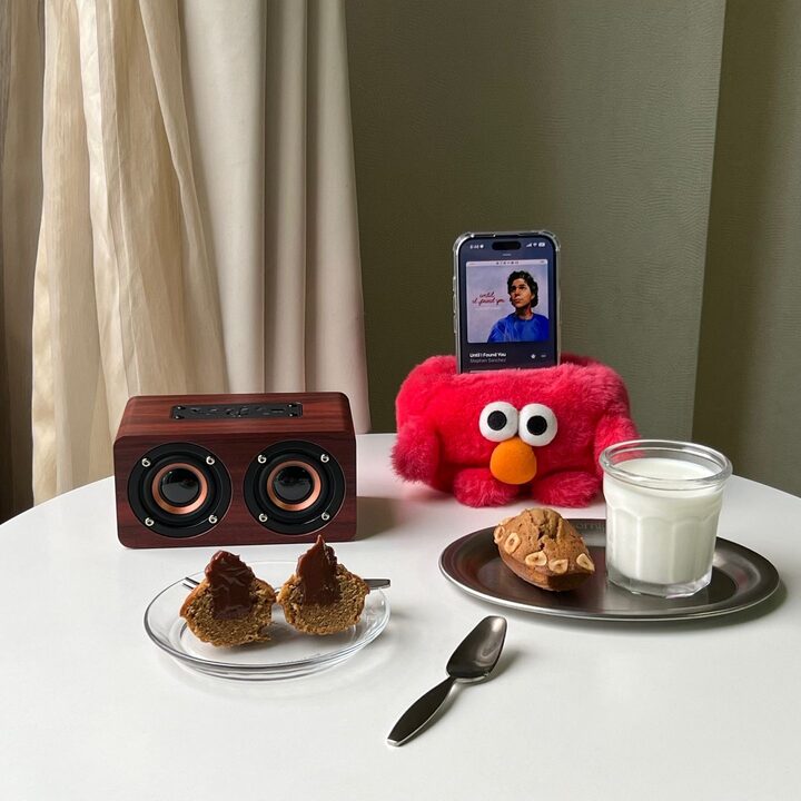 short form carousel card thumbnail