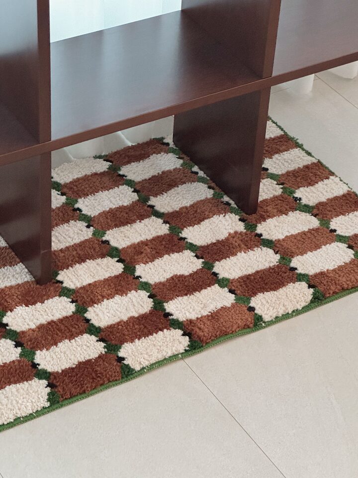 short form carousel card thumbnail