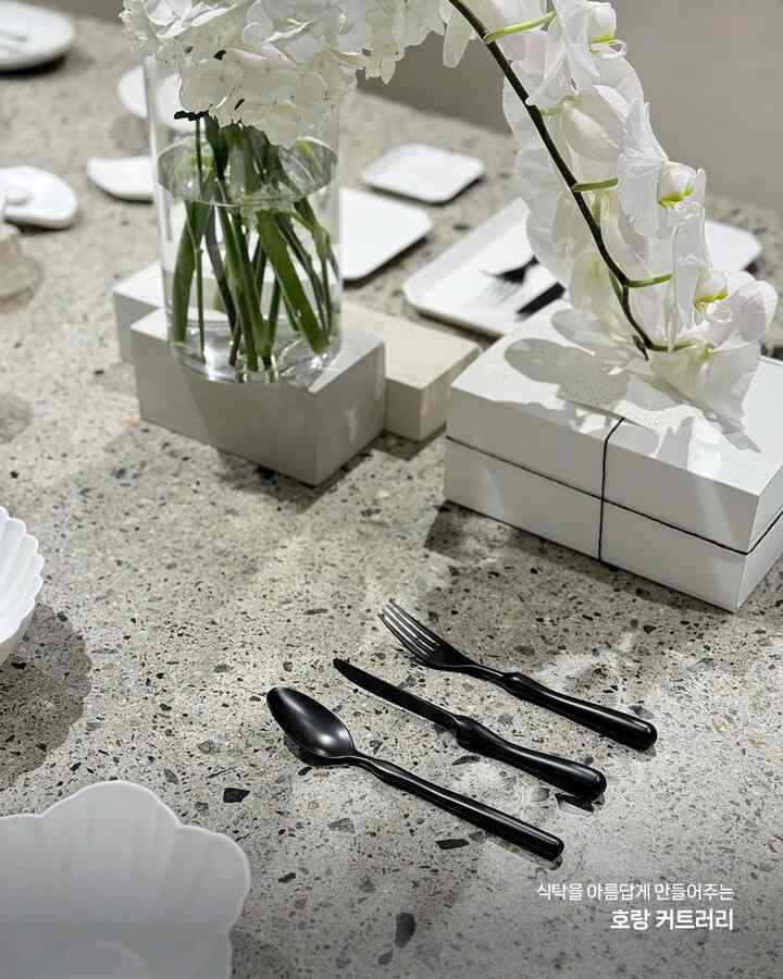 デザート カトラリー スプーン＆フォーク＆ナイフ ブラック 3点セットを使ったコーディネート 2