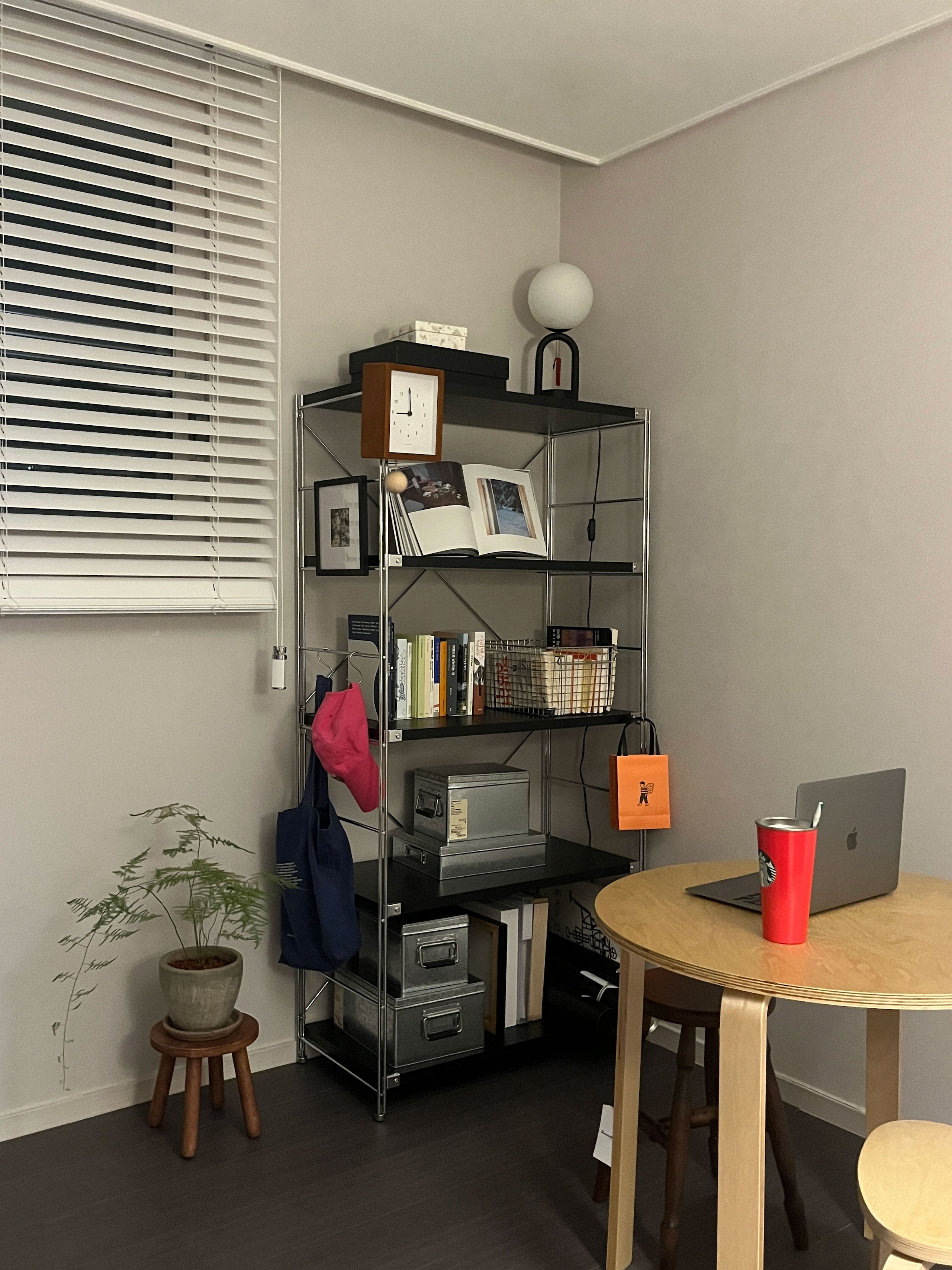Blanc Pendulum Clock user photo