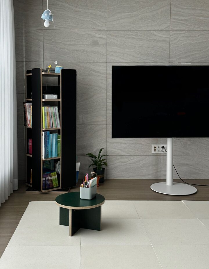 short form carousel card thumbnail