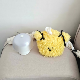 선물받은 귀여운 댕댕이 휴지케이스 🐶 💛
#예쁜템최고야 #콘수프기록 #맞팔
#휴지케이스 #휴지케이스추천 #화장지케이스 #티슈케이스 #티슈커버 #티슈케이스추천 
#코드삭스 #코드커버 #코드정리 #전선정리 #전선가리개 #전선커버 #전선가리기 #충전기정리 
