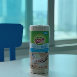 #살림살이 3 #콘수프기록 스카치브라이트 빨아쓰는 다목적 롤 행주
이거 정말 주방 추천템이에요👍 롤 형태로 되어 있어서 필요한 만큼 톡톡 뜯어 쓰니 세상 편하고, 빨아서 재활용할 수 있어 경제적이고요!
흡수력은 또 얼마나 좋은지💦 식탁 닦을 때, 싱크대 물기 제거할 때, 심지어 가벼운 기름때까지 쓱쓱 깔끔하게 닦여요. 쓰고 나면 흐르는 물에 헹궈서 말리면 되는데, 신기하게 빨면 빨수록 더 부드러워지는 느낌이에요! 😲
그리고 더러워지면 쿨하게 버릴 수 있는게 제일 좋아요😆
#맞팔 #선팔 #잘산템 #잘샀템 #추천템 #감성템 #수납템 #인생템 #육아일상 #감성육아 #아이가있는집 #아이가사는집 #망고졔욱 
#주방 #주방인테리어 #주방수납 #주방정리 #주방청소 #공중부양 #스카치브라이트 #행주 #행주추천 #뜯어쓰는행주 #빨아쓰는행주 #행주걸이 #행주건조대 #고무장갑추천
