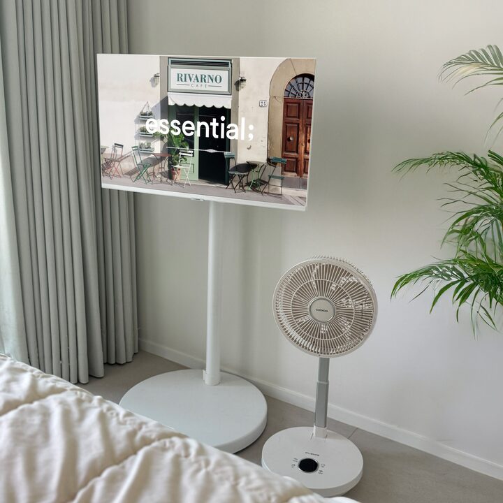 short form carousel card thumbnail