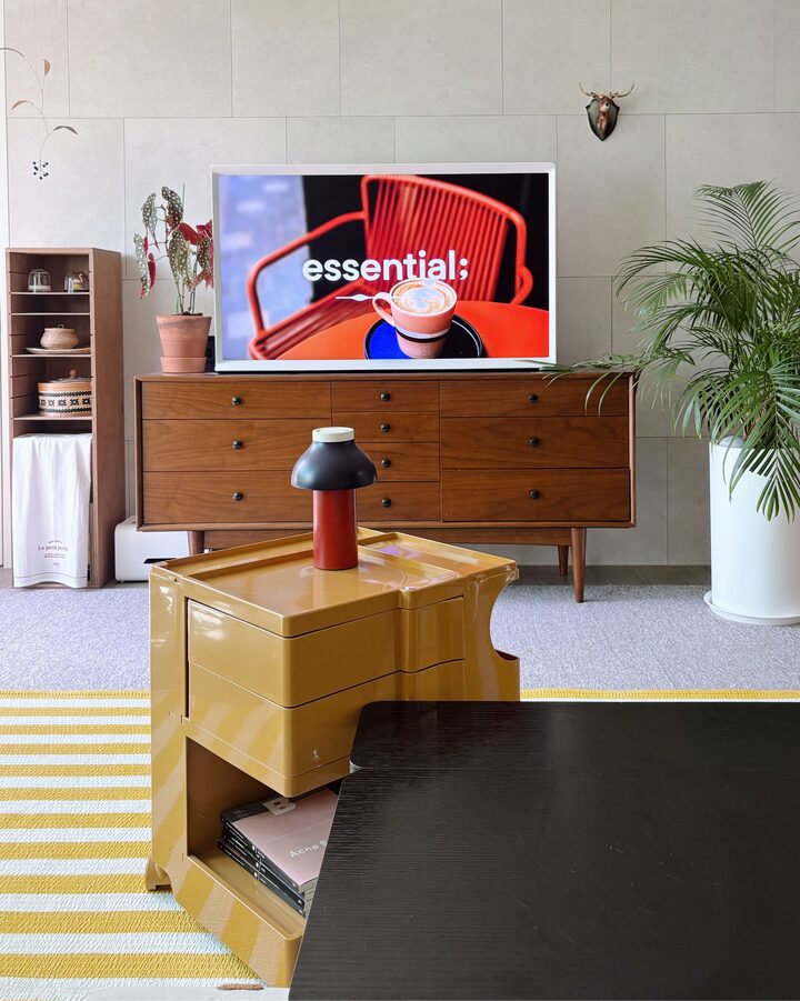 short form carousel card thumbnail