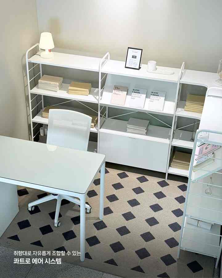 PABLE Air-Lite オフィスチェア［3色］を使ったコーディネート 1