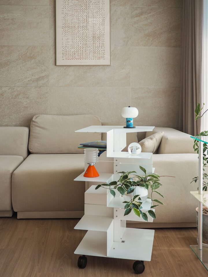 short form carousel card thumbnail