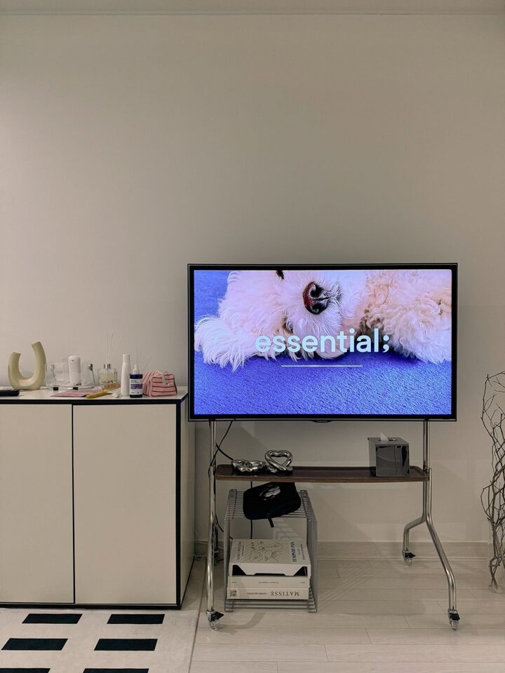 short form carousel card thumbnail