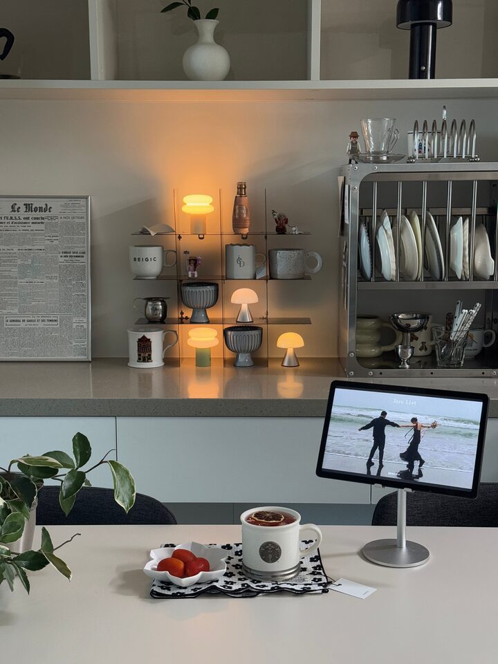 short form carousel card thumbnail