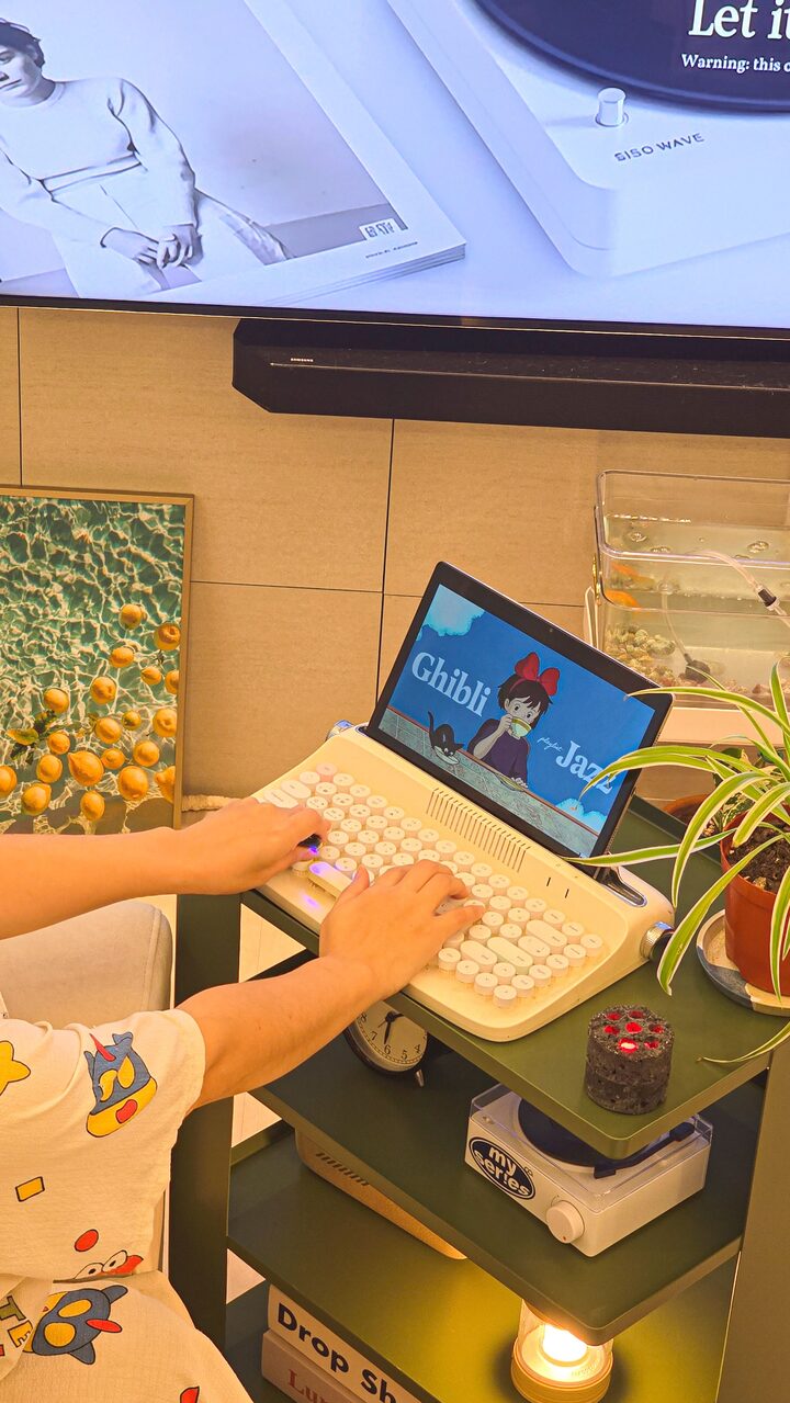 short form carousel card thumbnail