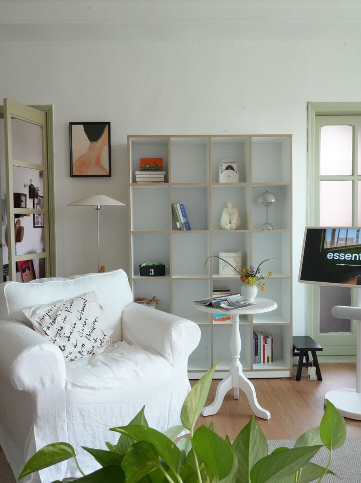 short form carousel card thumbnail