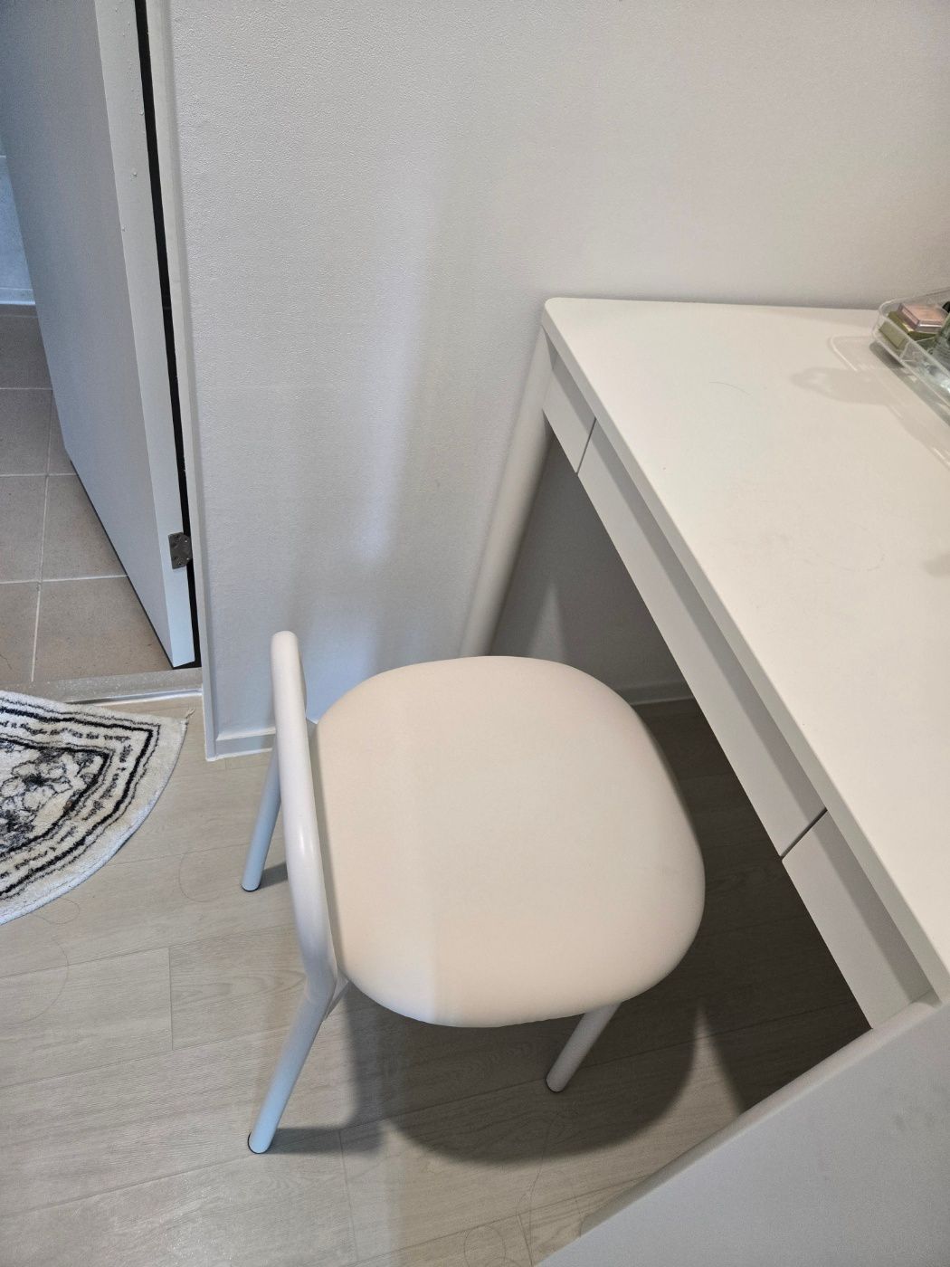 IKEA TONSTAD トンスタード デスク, オフホワイト, 75x60 cm | デスク