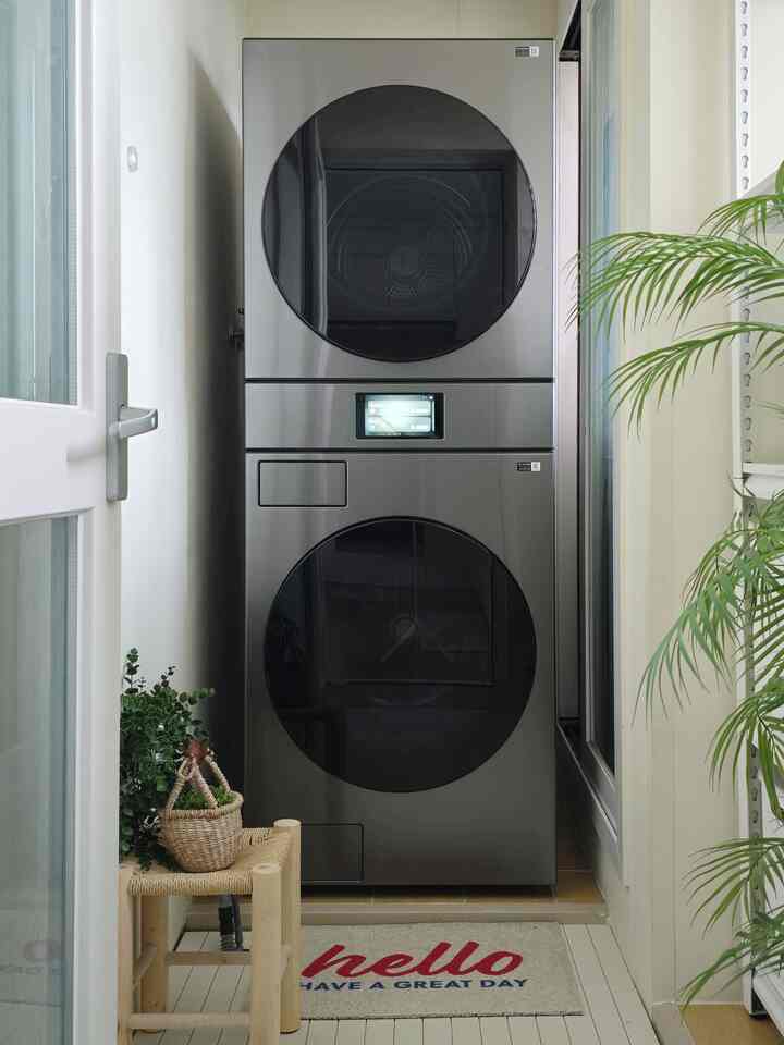 #광고 #BespokeAI원바디체험단

「この投稿は、2025 Bespoke AI ワンボディ紹介目的でサムスン電子から製品を支援して作成されました」


サムスンBespoke AIワンボディで洗濯室が変わりました。
洗濯機とドライヤーがひとつにまとめられたシームレスなワンボディデザインのおかげで、はるかにきれいになり、空間も一層のんびりとなりました。

