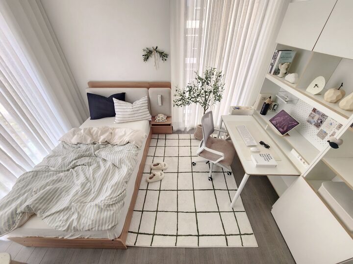 short form carousel card thumbnail