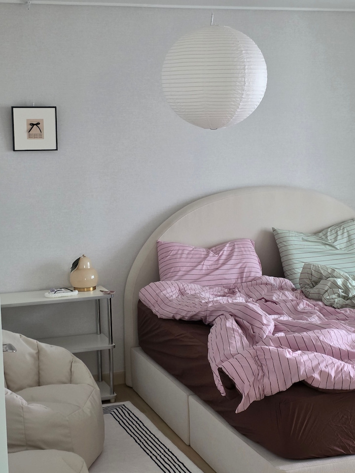 Dreamy Ribbon-Tie Comforter Set user photo