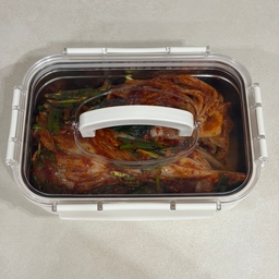 올해는 꼭 김치를 담궈보자 마음먹고, 중앙시장에 다녀왔어요.
절인 배추 한 포기 6천 원! 가격도 착하고 손질도 깔끔해서 초보인 저도 도전해보기 좋았어요.
